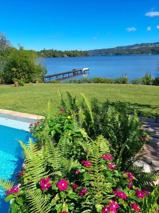 Te Mana Lodge Taravao Екстер'єр фото
